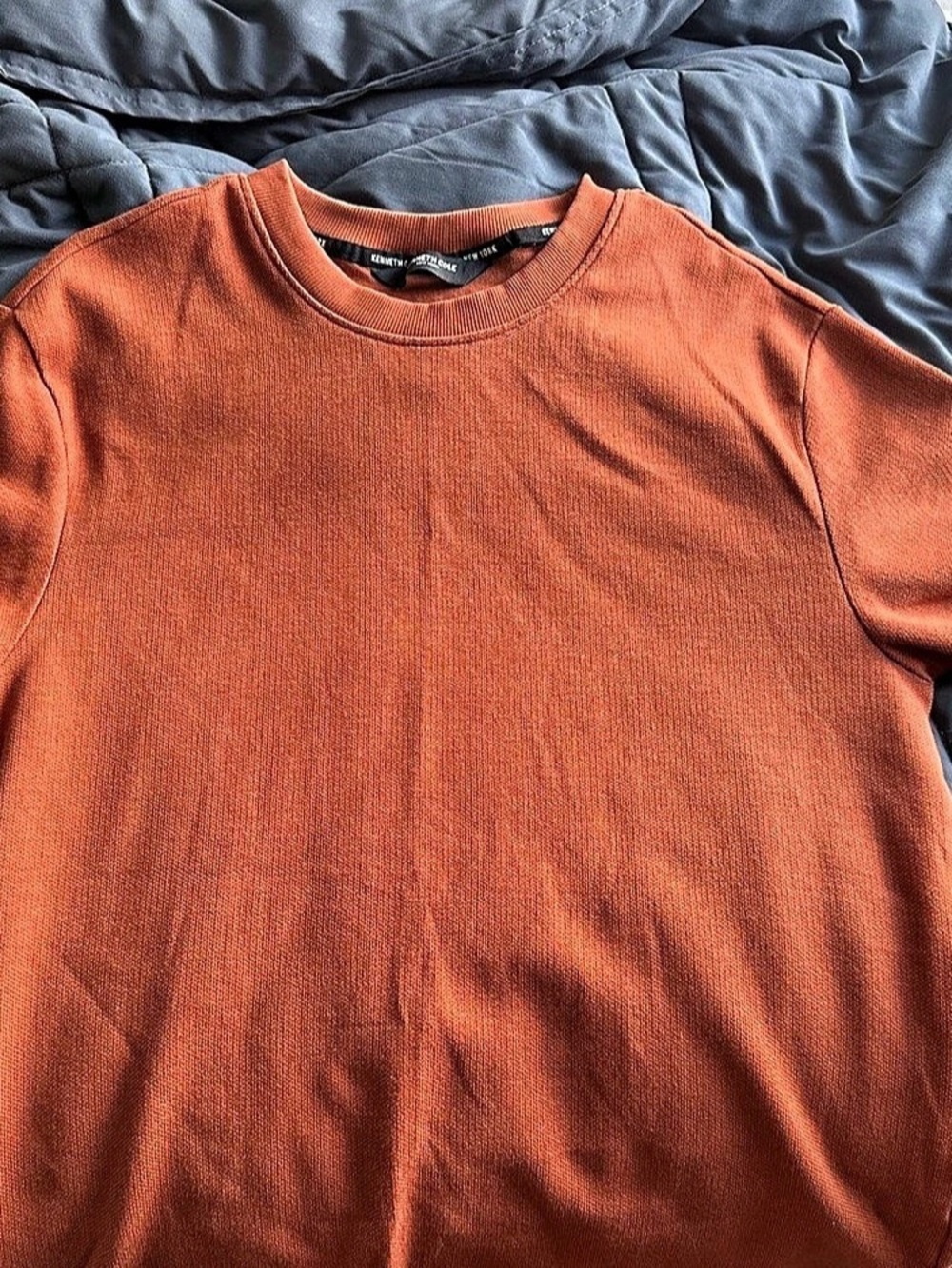 Kennith Cole Short Sleeve Tee in Orange Like New